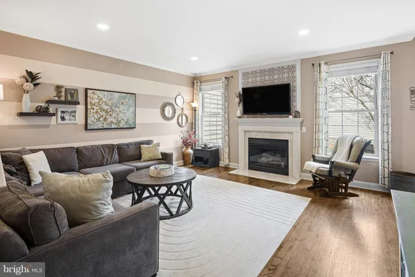$599,000 | 208 Clubhouse Court, Conshohocken, PA 19428