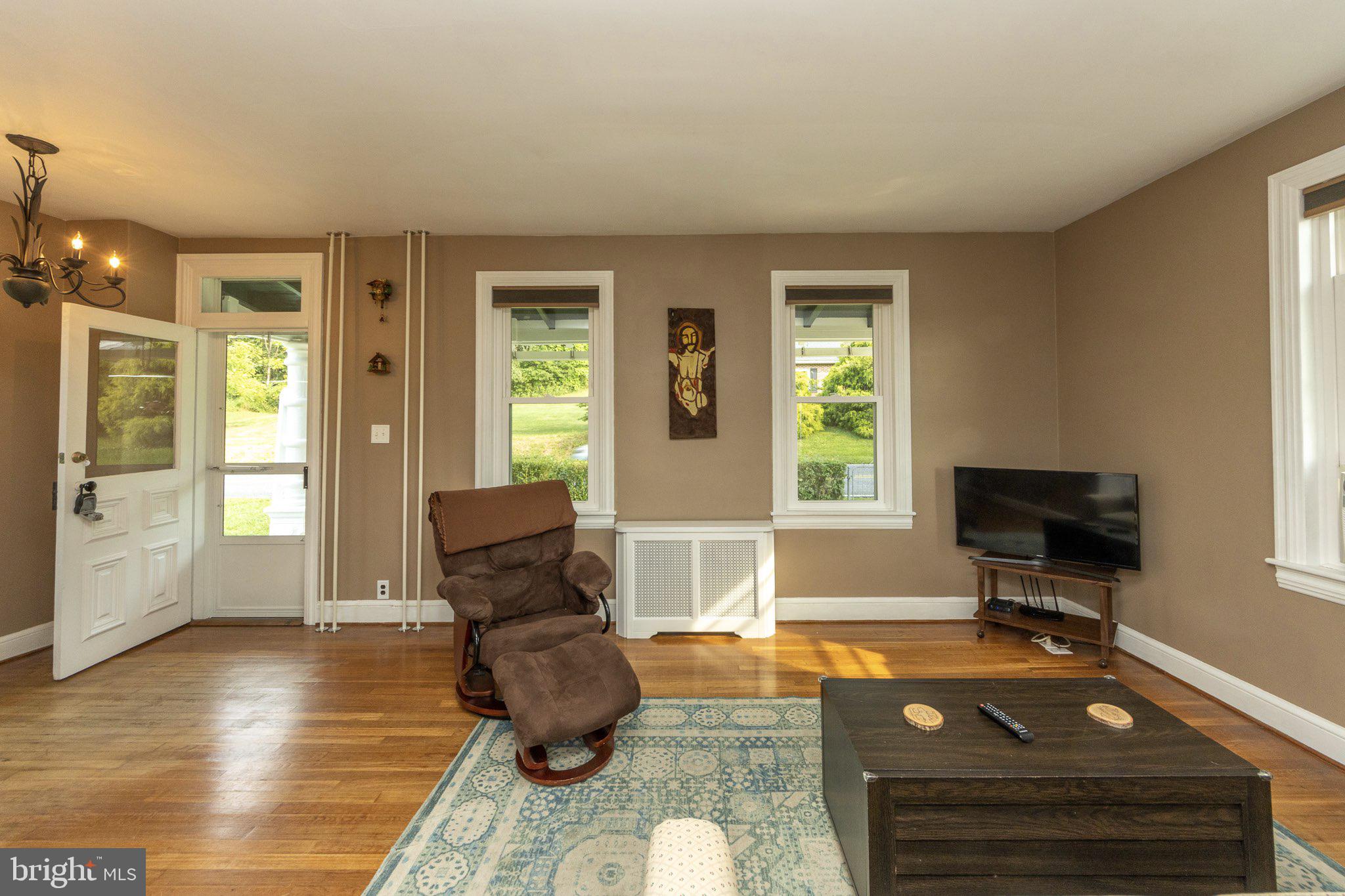 12 Hunter Forge Road Barto, PA 19504 - Photo 5 of 37 Gallery Image 5