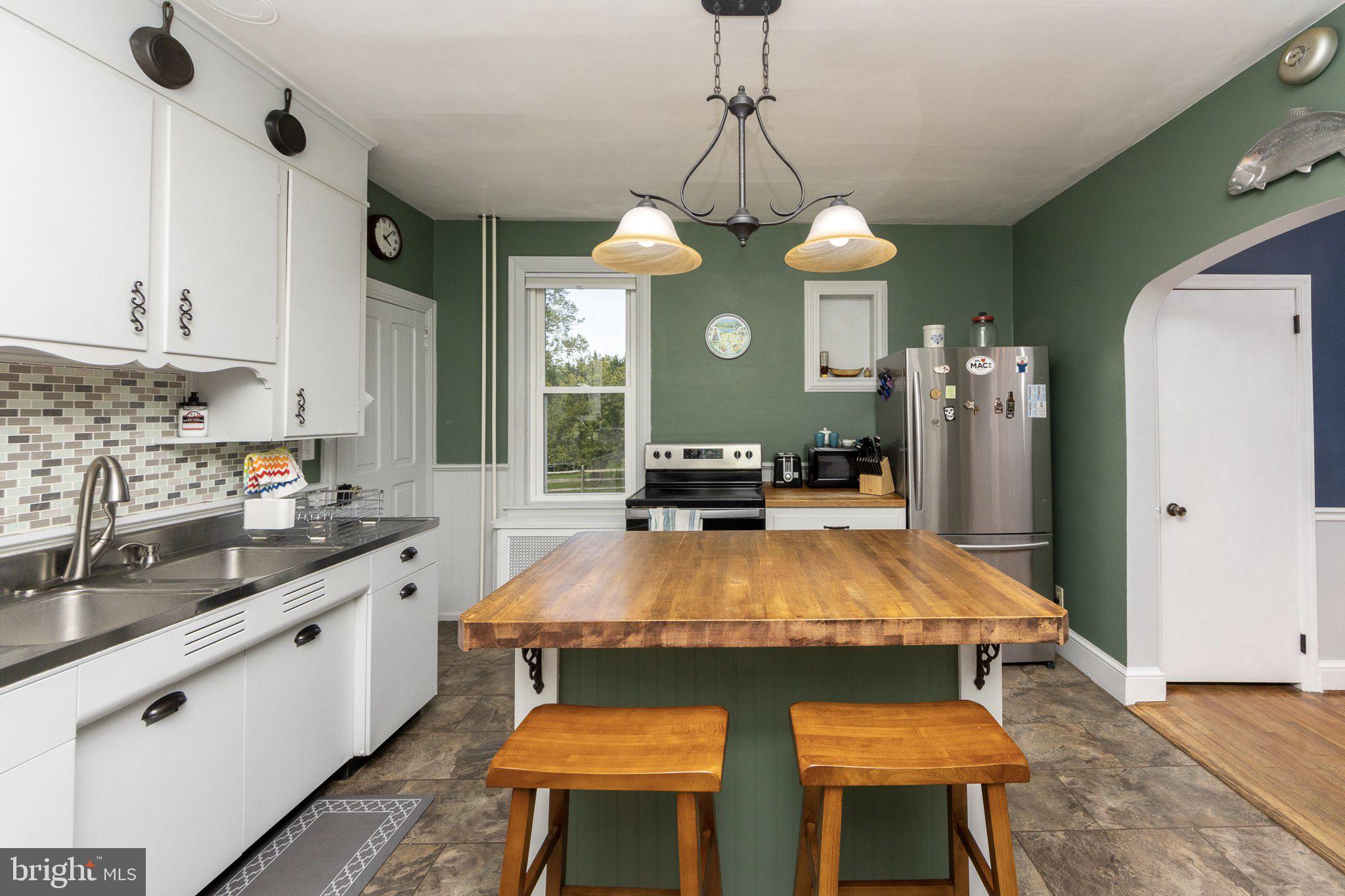 12 Hunter Forge Road Barto, PA 19504 - Photo 10 of 37 Gallery Image 10