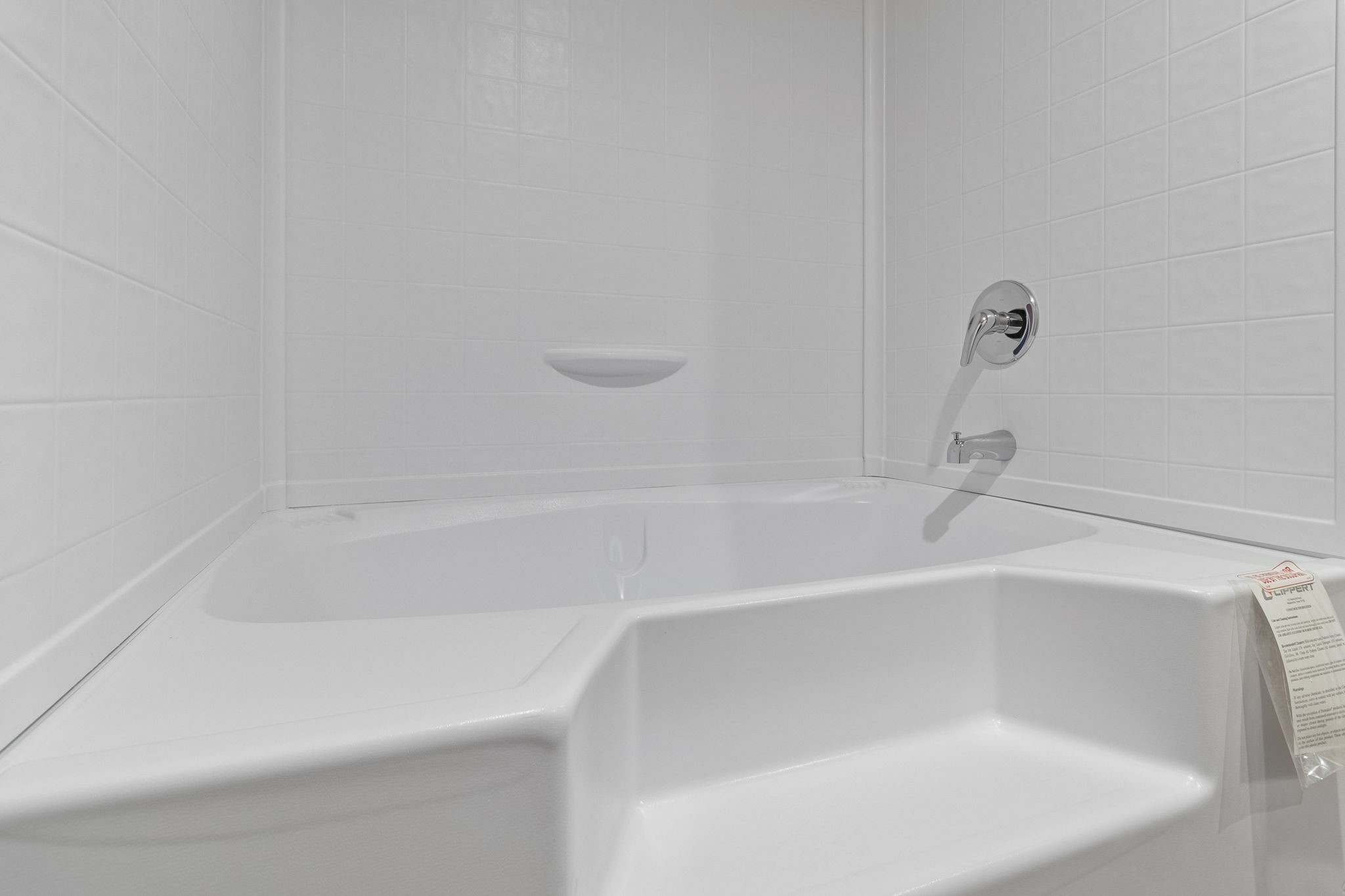 245 Rustic Way Livingston, TX 77351 - Photo 24 of 33 a close up of a bathtub