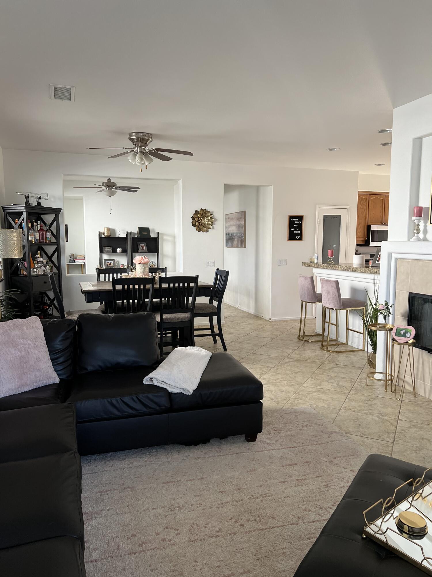 46450 Calle Raphael Indio, CA 92201 - Photo 3 of 33 a living room with furniture and a table