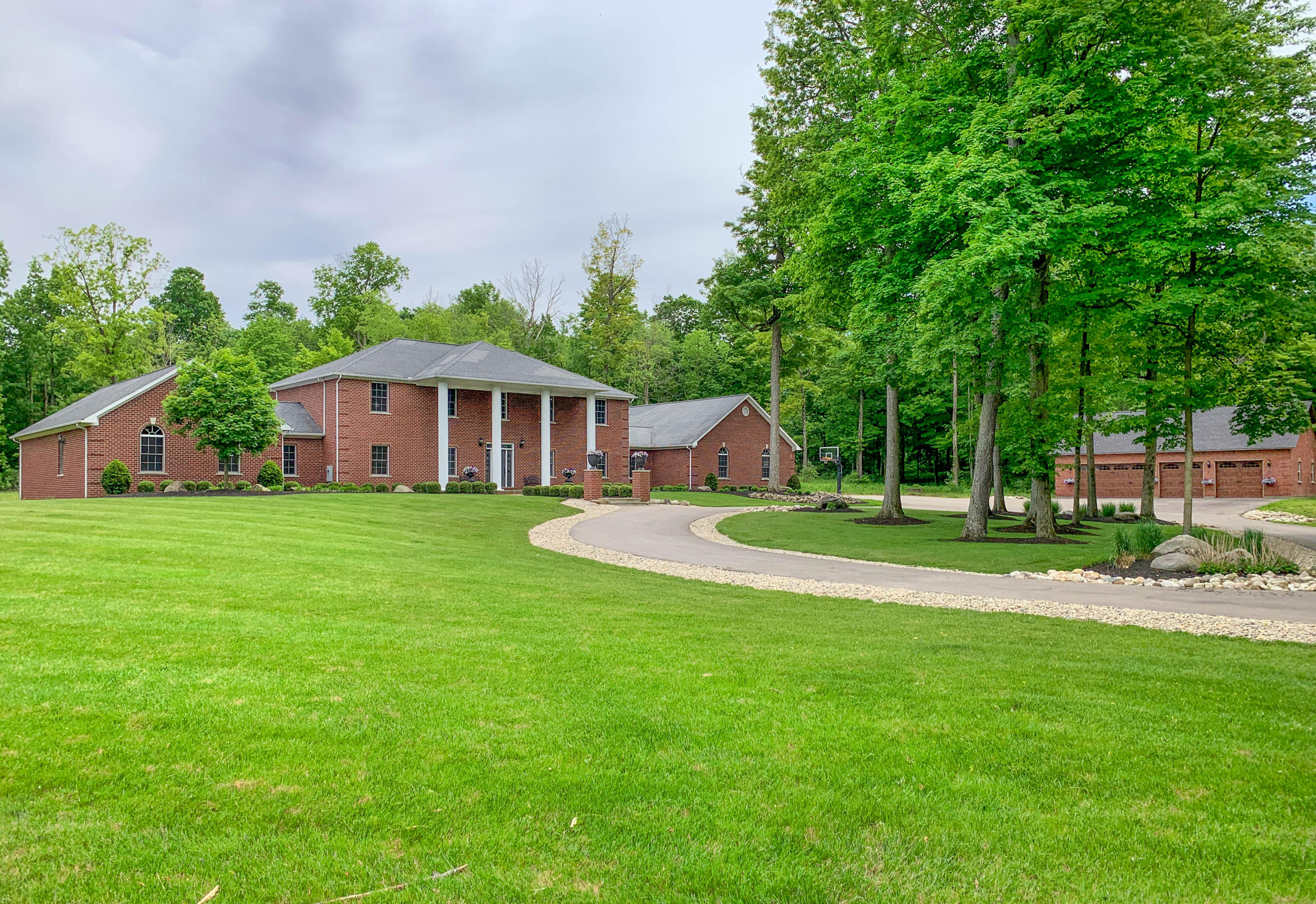 2751 Brand Road Cable, OH 43009 - Photo 6 of 100