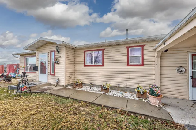 $425,000 | 393 Tuttle Drive, Ontario, OR 97914