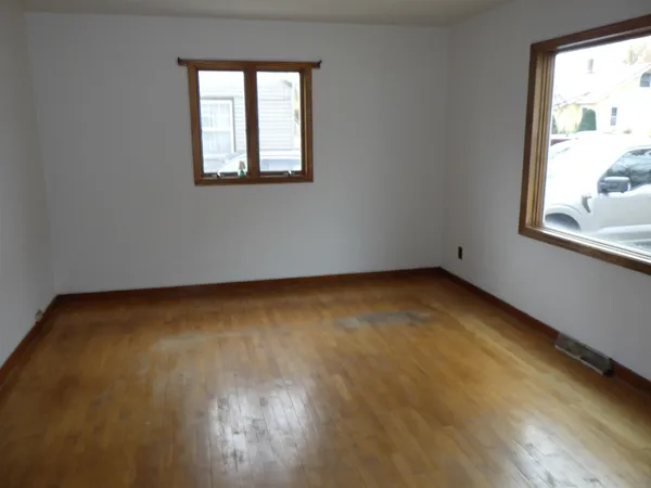 $175,000 | 136 Garfield Avenue, Clintonville, WI 54929