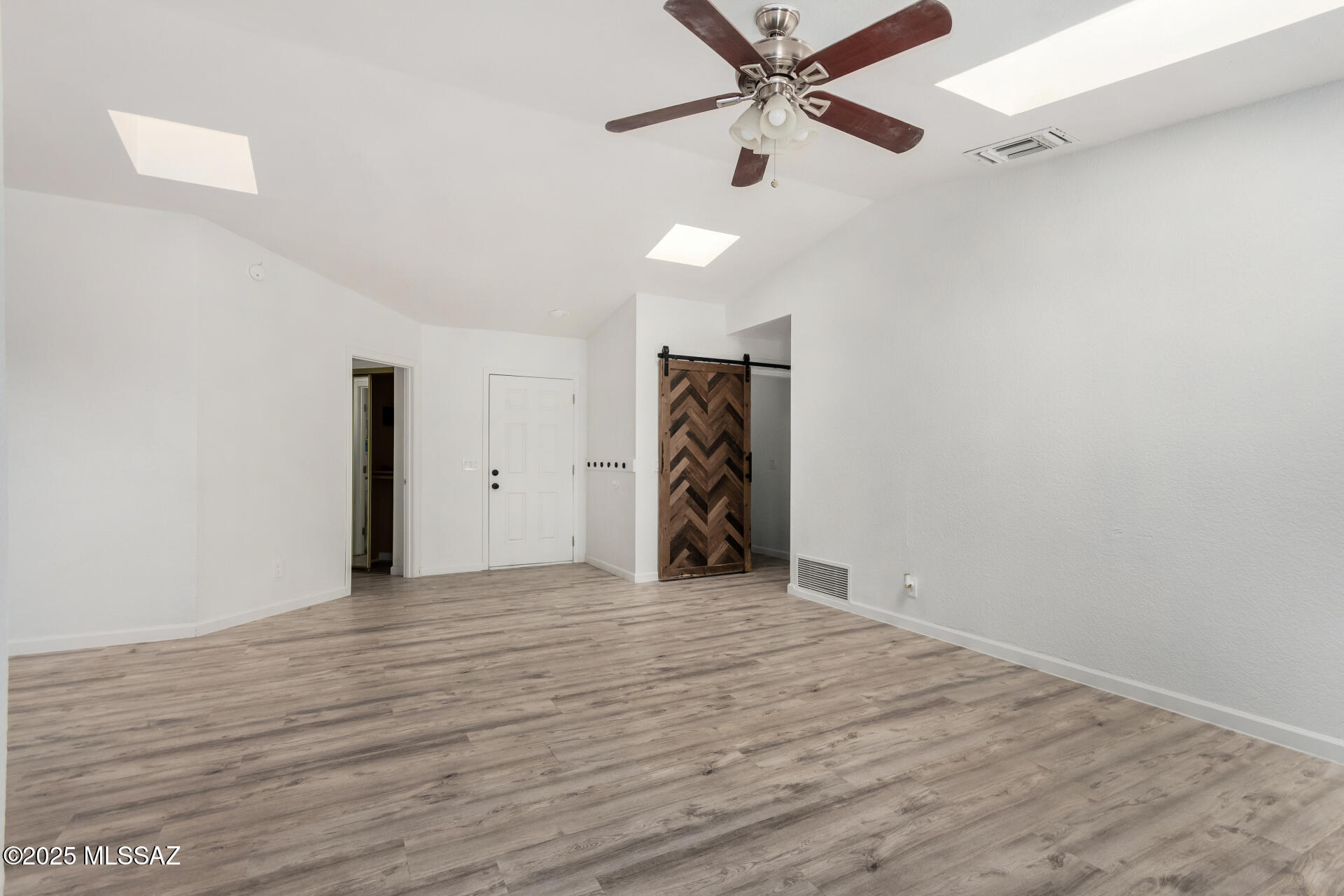 2665 West Flamebrook Road Tucson, AZ 85741 - Photo 7 of 34 Gallery Image 7
