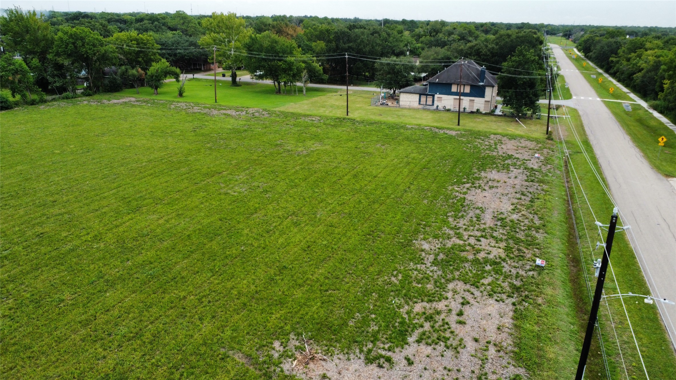 3759 Knapp Road Pearland, TX 77581 - Photo 5 of 8 a view of house with backyard