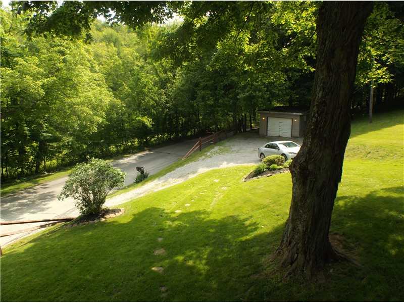 28 Bailey Road Deemston, PA 15333 - Photo 22 of 25 Parking Lot/Garage.