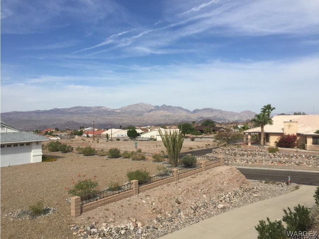 4266 Mercer Road Bullhead City, AZ 86429 - Photo 2 of 33 The View