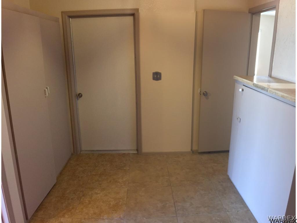 4266 Mercer Road Bullhead City, AZ 86429 - Photo 21 of 33 2nd Garage Entrance