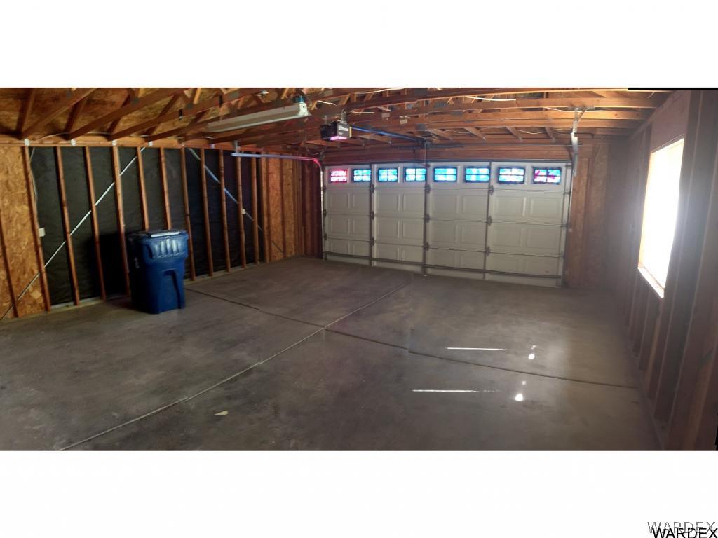 4266 Mercer Road Bullhead City, AZ 86429 - Photo 23 of 33 2nd Garage