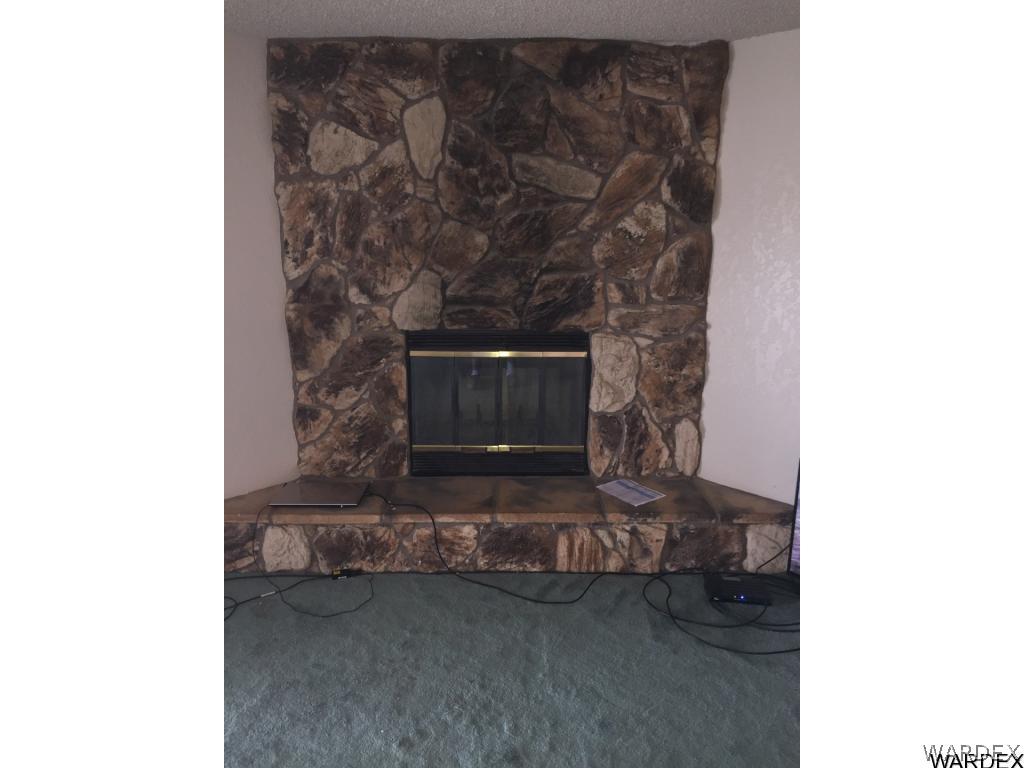 4266 Mercer Road Bullhead City, AZ 86429 - Photo 8 of 33 Fireplace