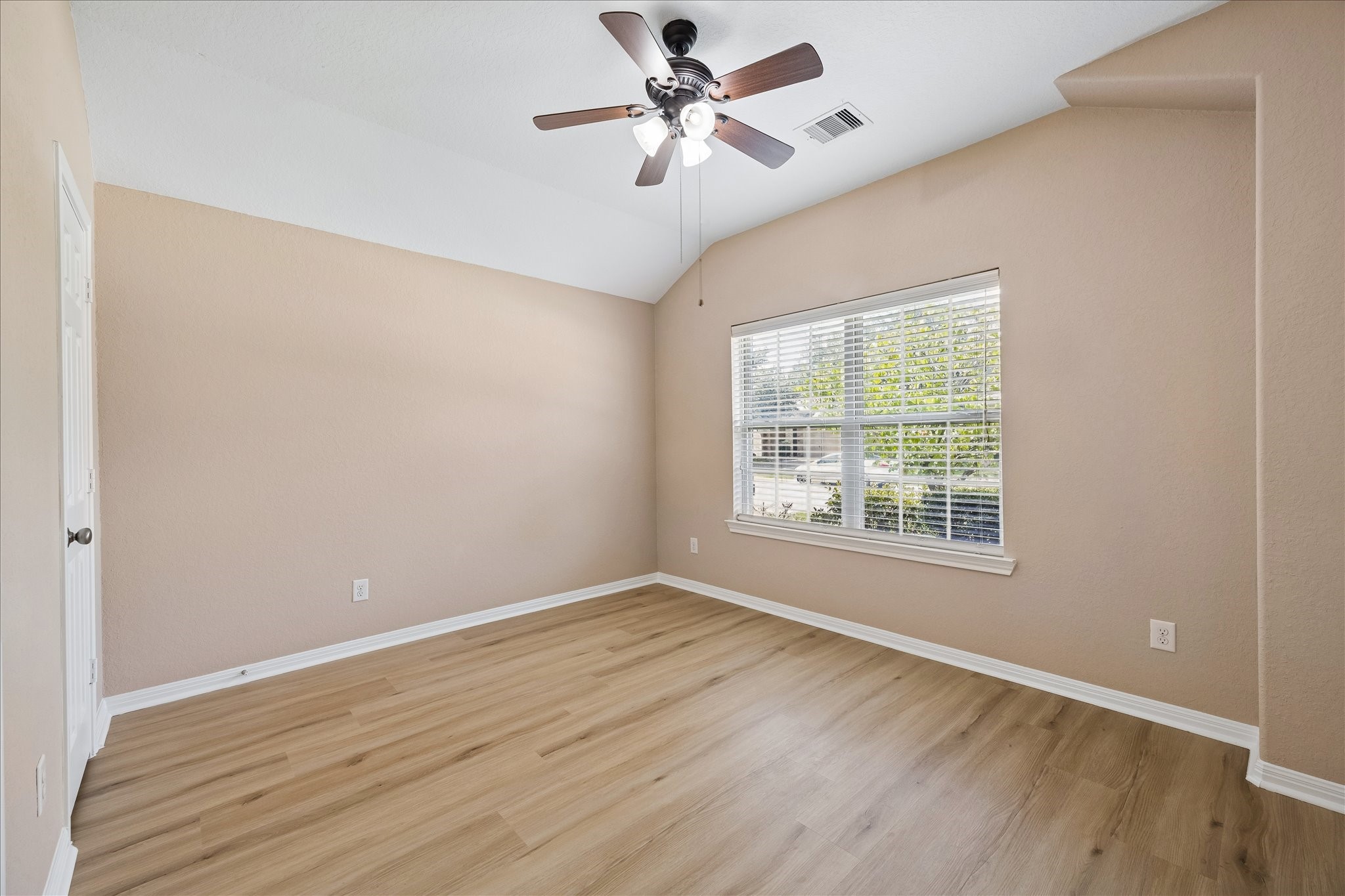21818 Mount Hunt Drive Spring, TX 77388 - Photo 20 of 28 Gallery Image 20
