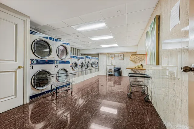 a view of a storage & utility room