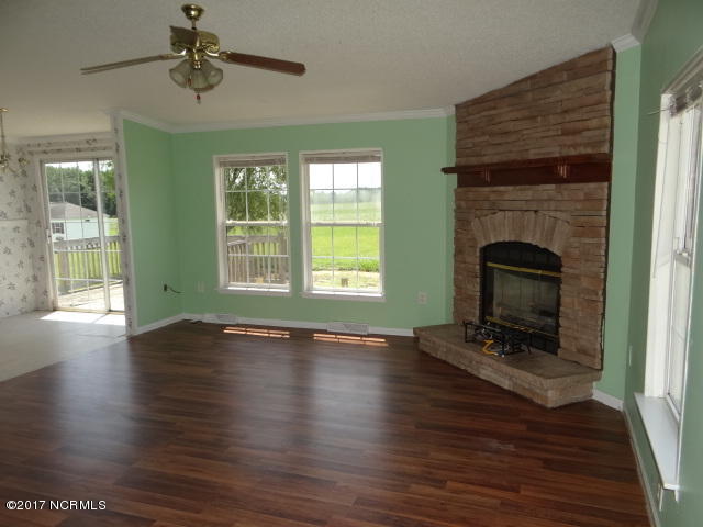 6393 Nicole Road Spring Hope, NC 27882 - Photo 3 of 12 Family Room