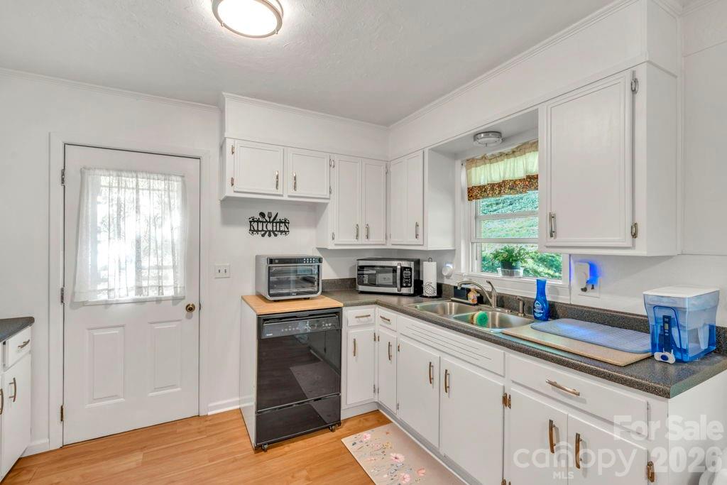 644 Valley Road Spruce Pine, NC 28777 - Photo 14 of 21