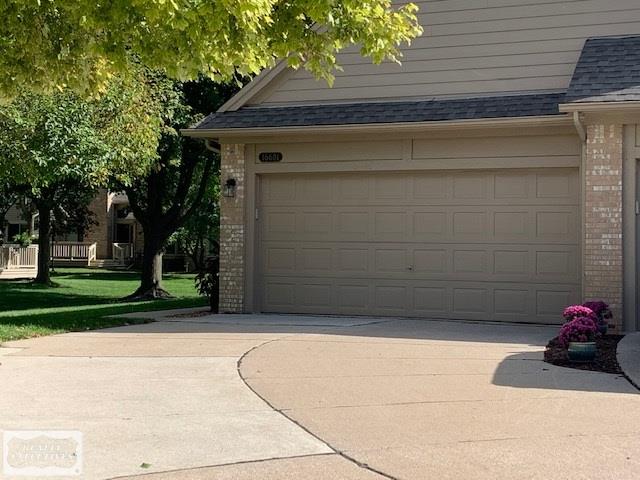 2 Car Attached Garage