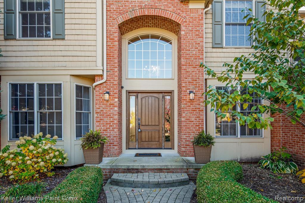 1803 Bliss Court Rochester Hills, MI 48307 - Photo 4 of 50
