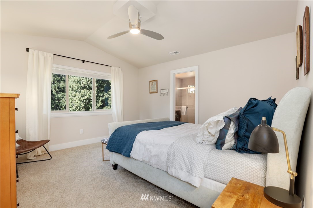 317 202nd Street Southeast Bothell, WA 98012 - Photo 12 of 25
