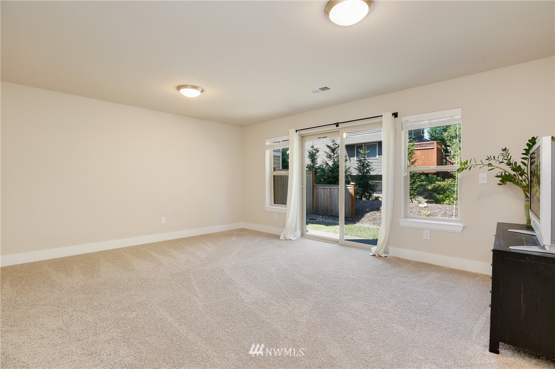 317 202nd Street Southeast Bothell, WA 98012 - Photo 18 of 25