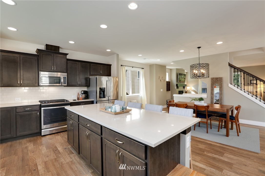 317 202nd Street Southeast Bothell, WA 98012 - Photo 6 of 25