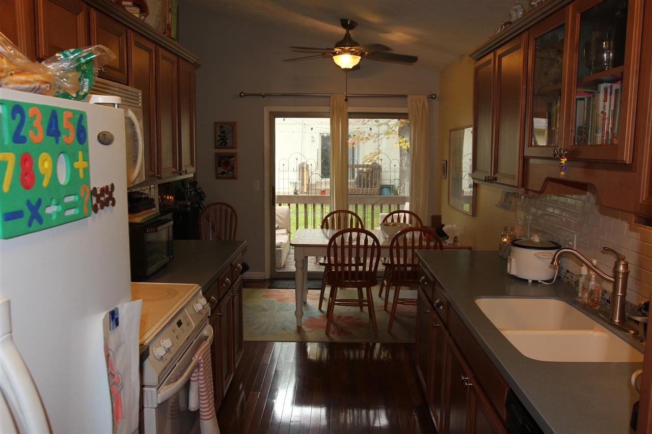 3451 Holiday Road Traverse City, MI 49686 - Photo 9 of 18 1894639-8.JPG