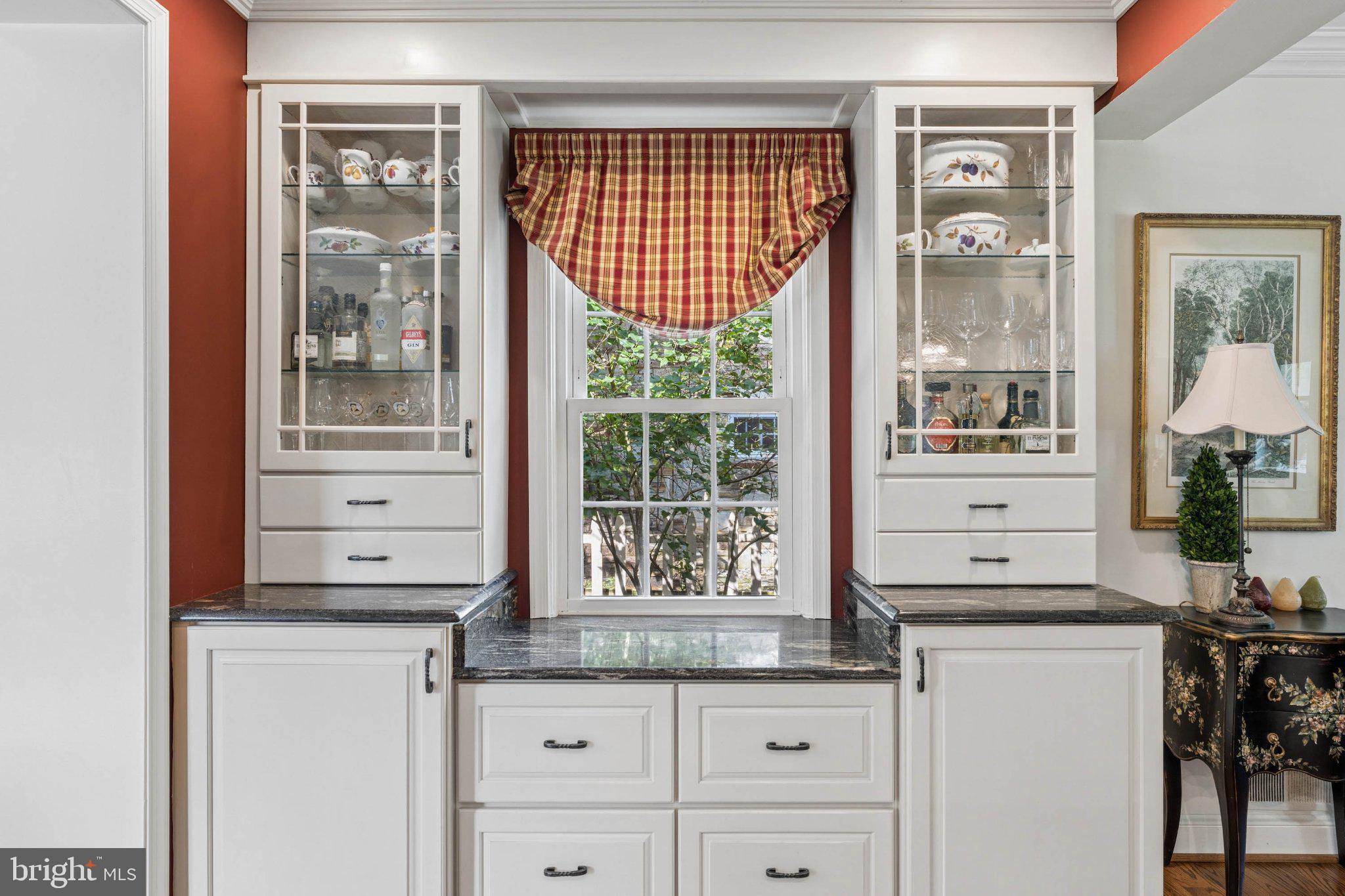 627 Yarmouth Road Baltimore, MD 21286 - Photo 15 of 59 Charming kitchen nook with elegant storage.