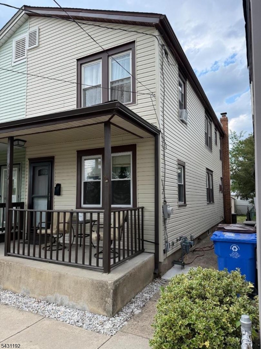 219 Taylor Street Riverside, NJ 08075 - Photo 2 of 31