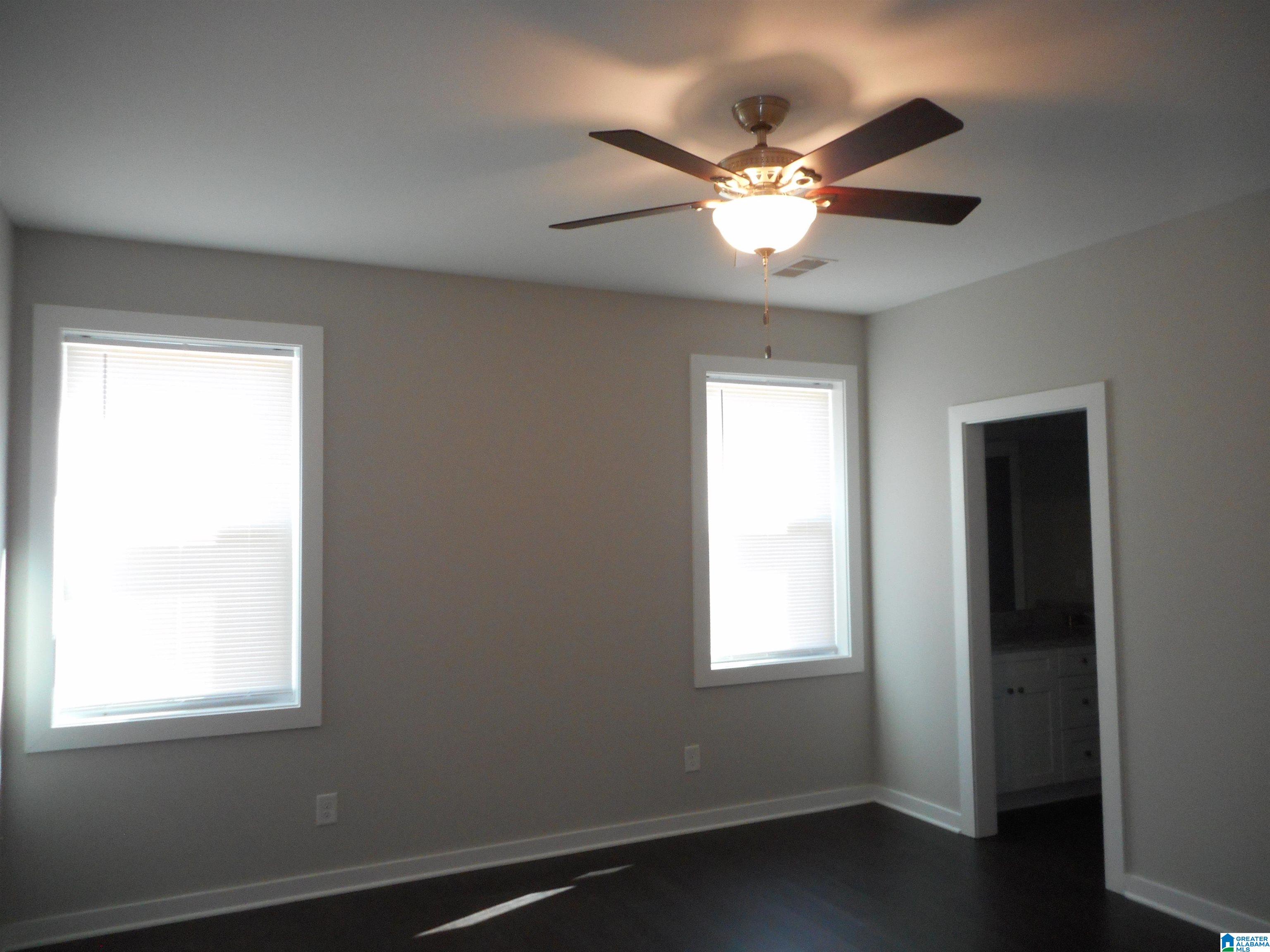 531 9th Avenue Pleasant Grove, AL 35127 - Photo 5 of 15