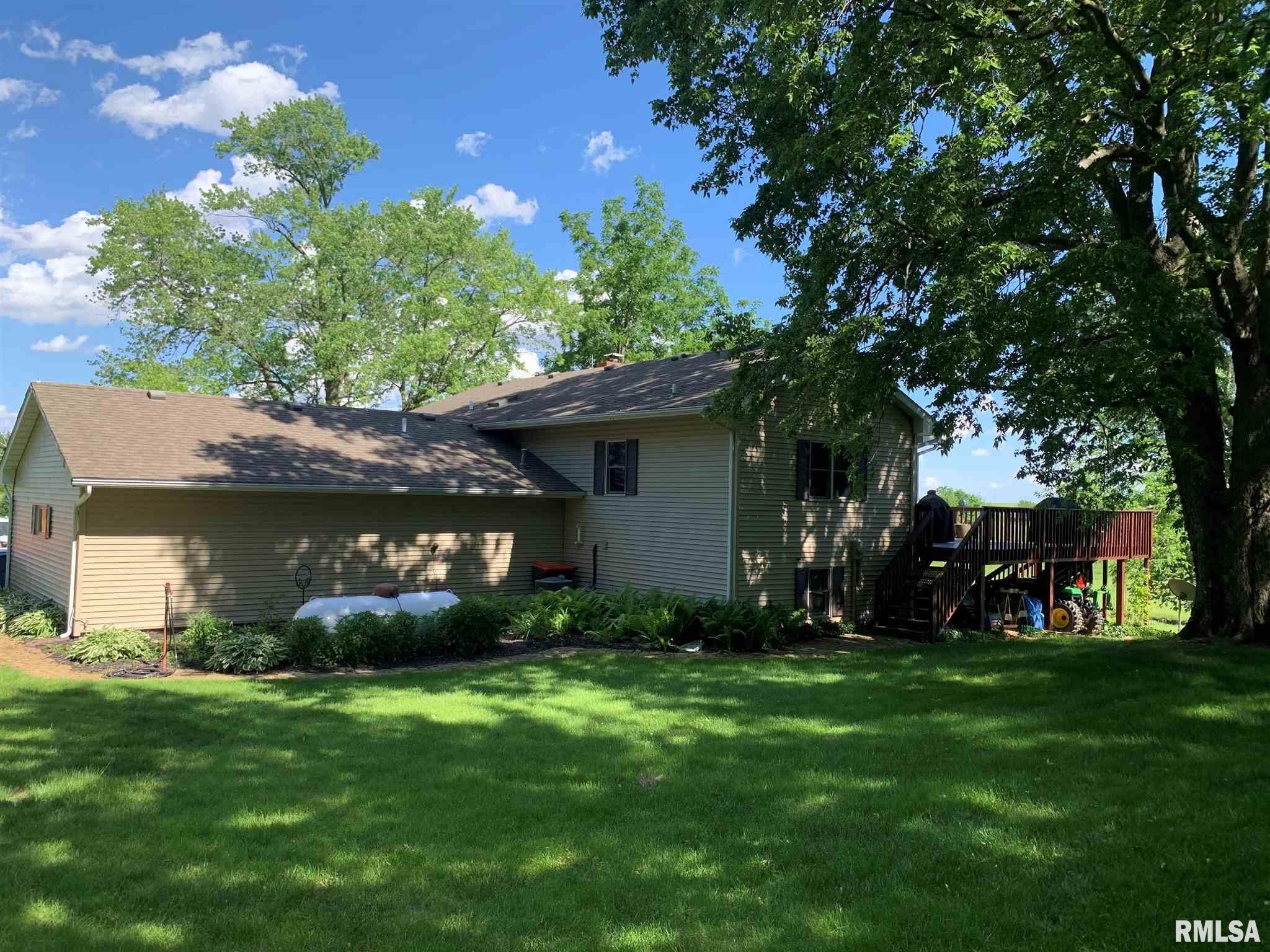 24613 Indian Point Avenue Athens, IL 62613 - Photo 3 of 50 Gallery Image 3
