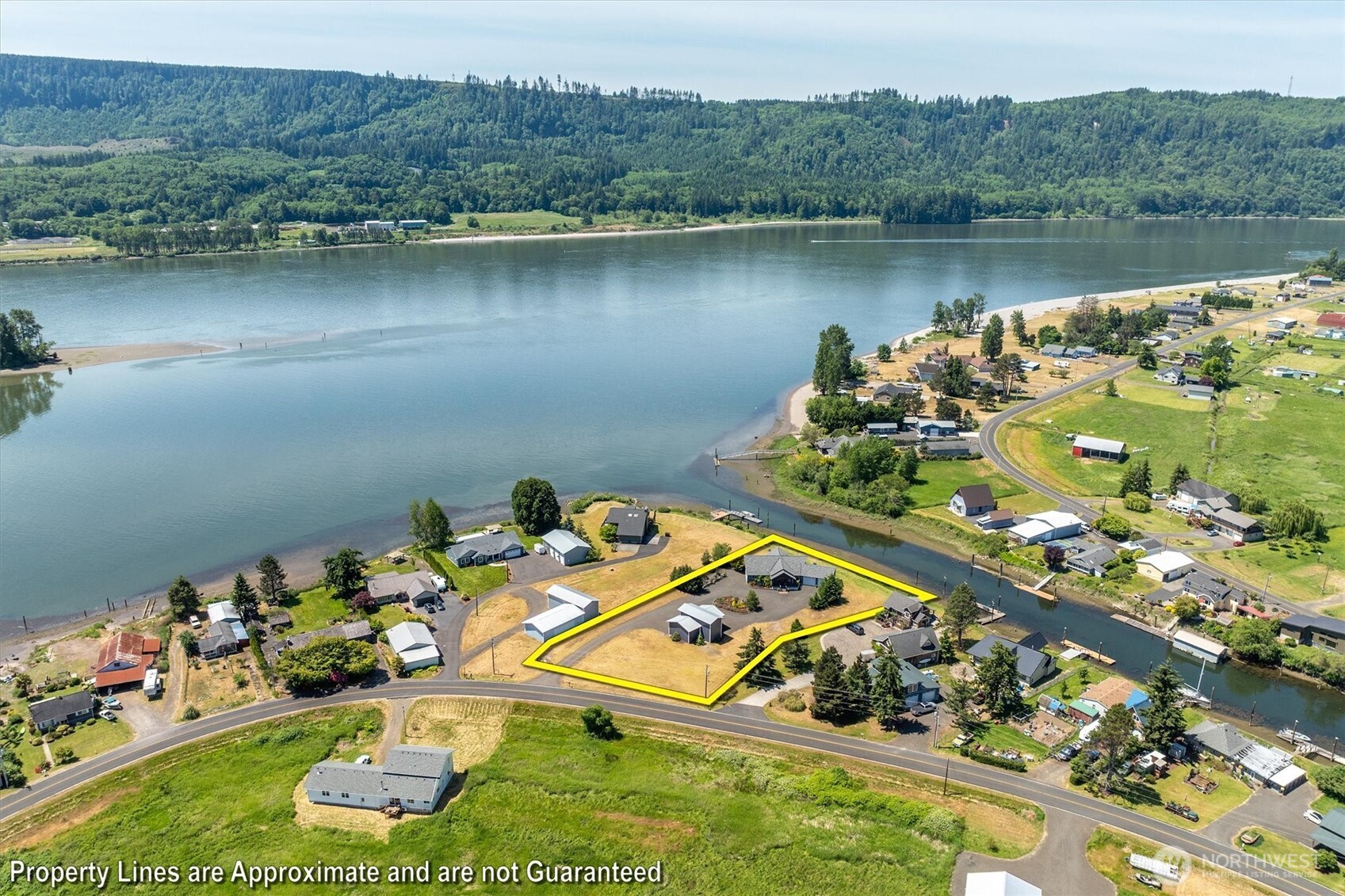 268 South Welcome Slough Road Cathlamet, WA 98612 - Photo 35 of 40