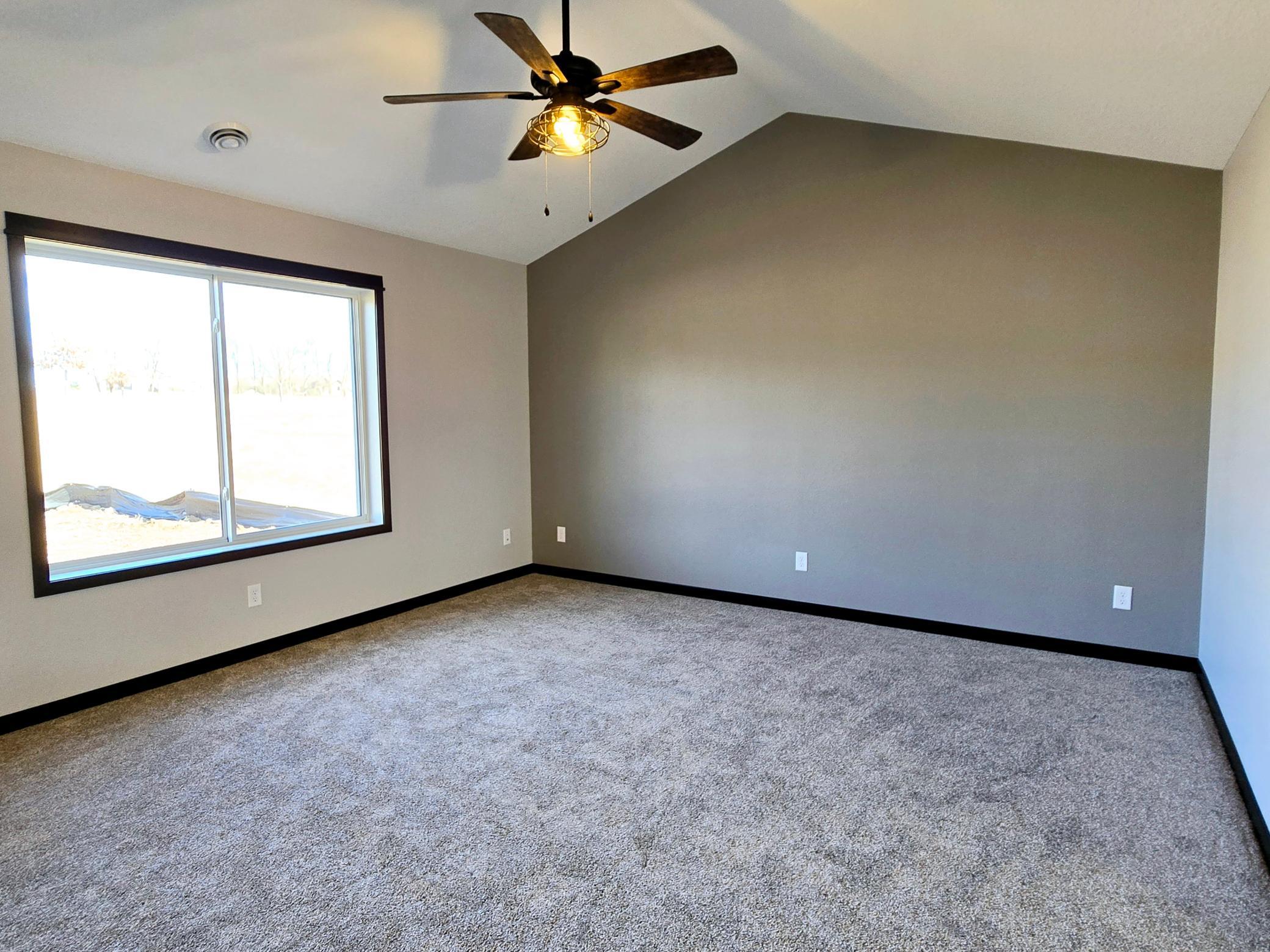 2025 Clark Street St. Peter, MN 56082 - Photo 8 of 21