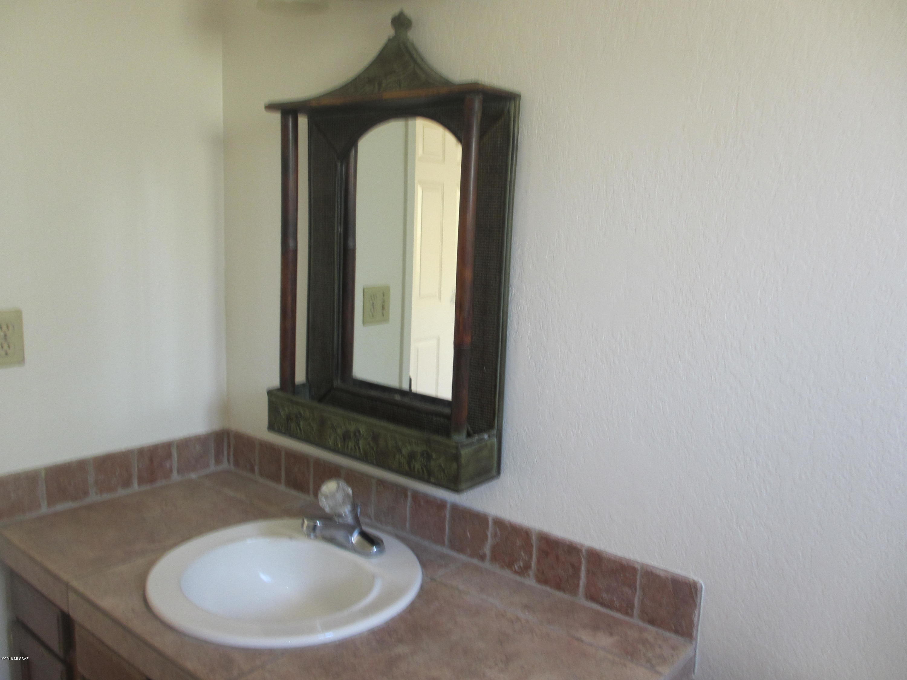 1248 Circulo Aguilar Rio Rico, AZ 85648 - Photo 23 of 41