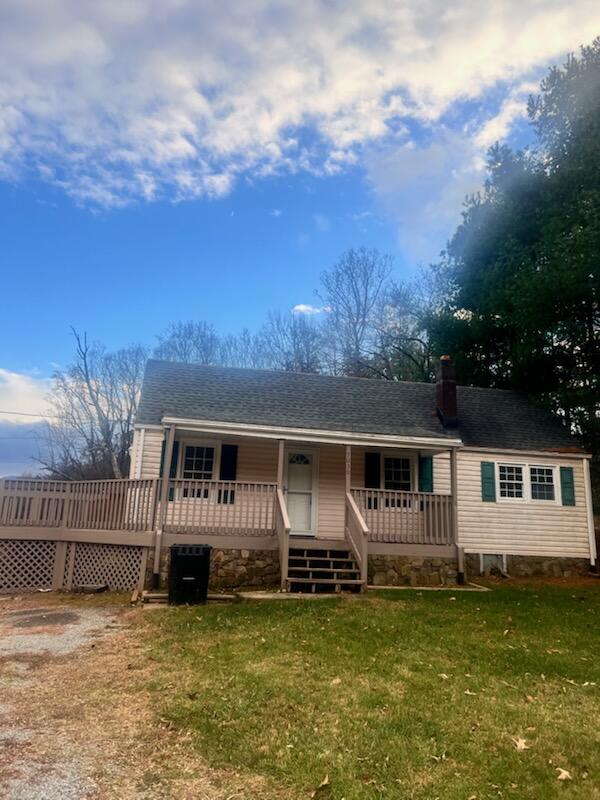 7030 Mt Chestnut Road Roanoke, VA 24018 - Photo 1 of 14 7030 Mount Chestnut Rd