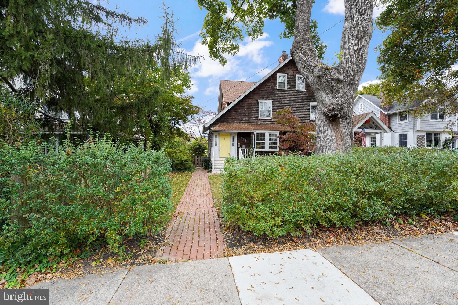 243 Lenoir Avenue Wayne, PA 19087 - Photo 1 of 35 Gallery Image 1