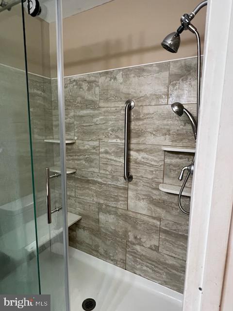 1009 Bromley Estate Pine Hill, NJ 08021 - Photo 14 of 30