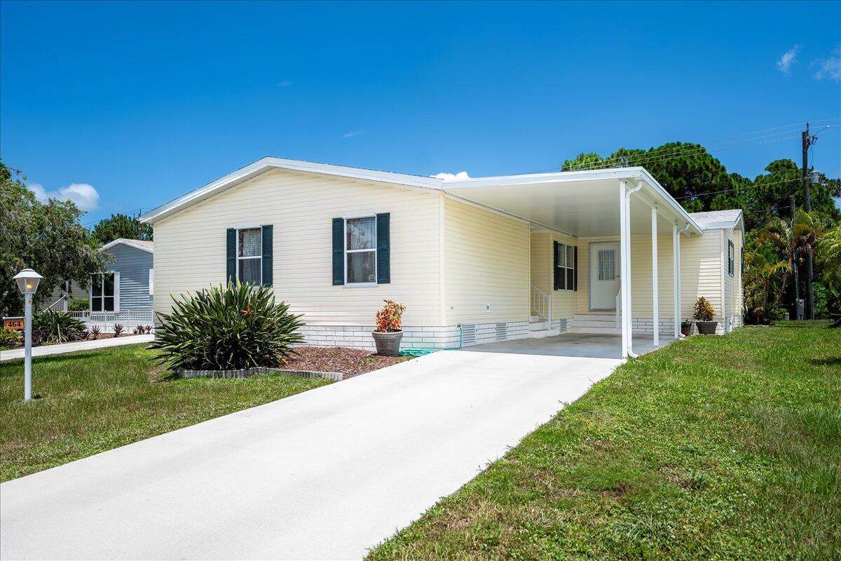 464 Thames Bluff Ridge, Unit 42 Fort Pierce, FL 34982 - Photo 1 of 22 01-Thames Bluff-0219