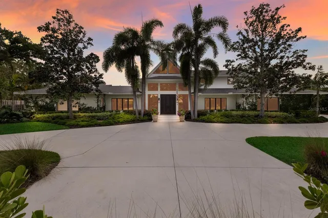 $2,999,999 | 3709 Beneva Oaks Way, Sarasota, FL 34233