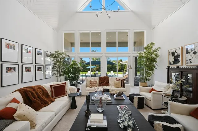 $2,999,999 | 3709 Beneva Oaks Way, Sarasota, FL 34233