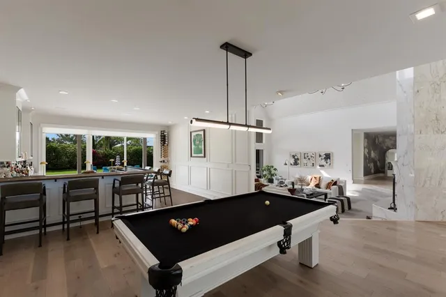 $2,999,999 | 3709 Beneva Oaks Way, Sarasota, FL 34233