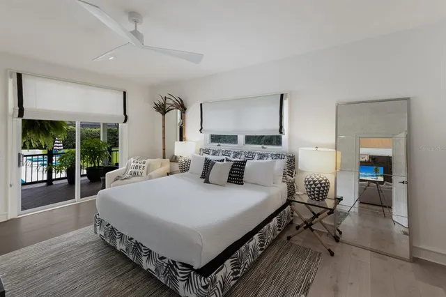 $2,999,999 | 3709 Beneva Oaks Way, Sarasota, FL 34233