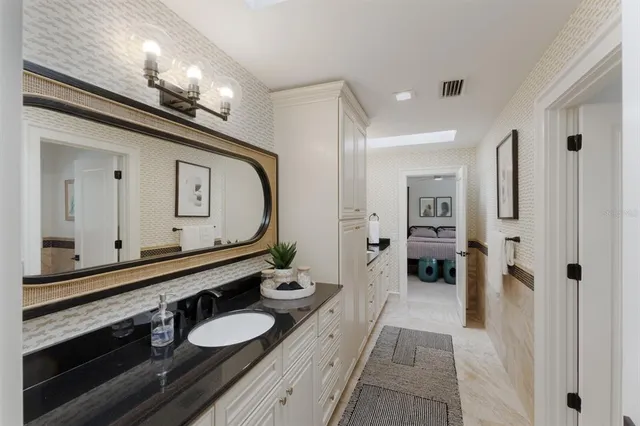 $2,999,999 | 3709 Beneva Oaks Way, Sarasota, FL 34233