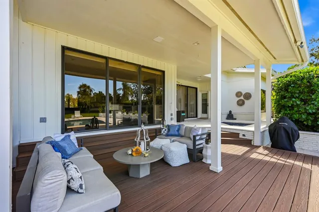 $2,999,999 | 3709 Beneva Oaks Way, Sarasota, FL 34233