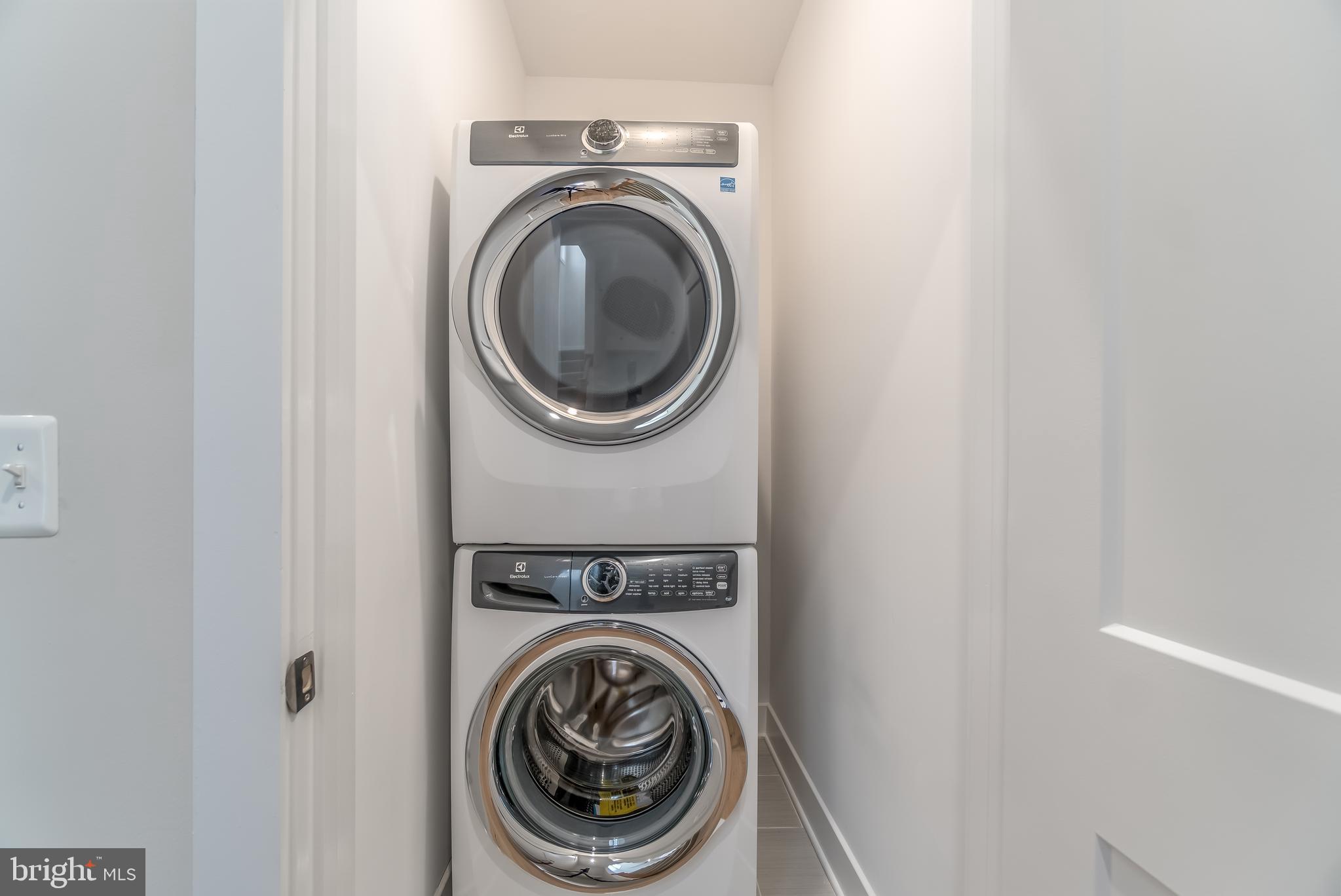 1608 Bandit Loop Reston, VA 20190 - Photo 33 of 39