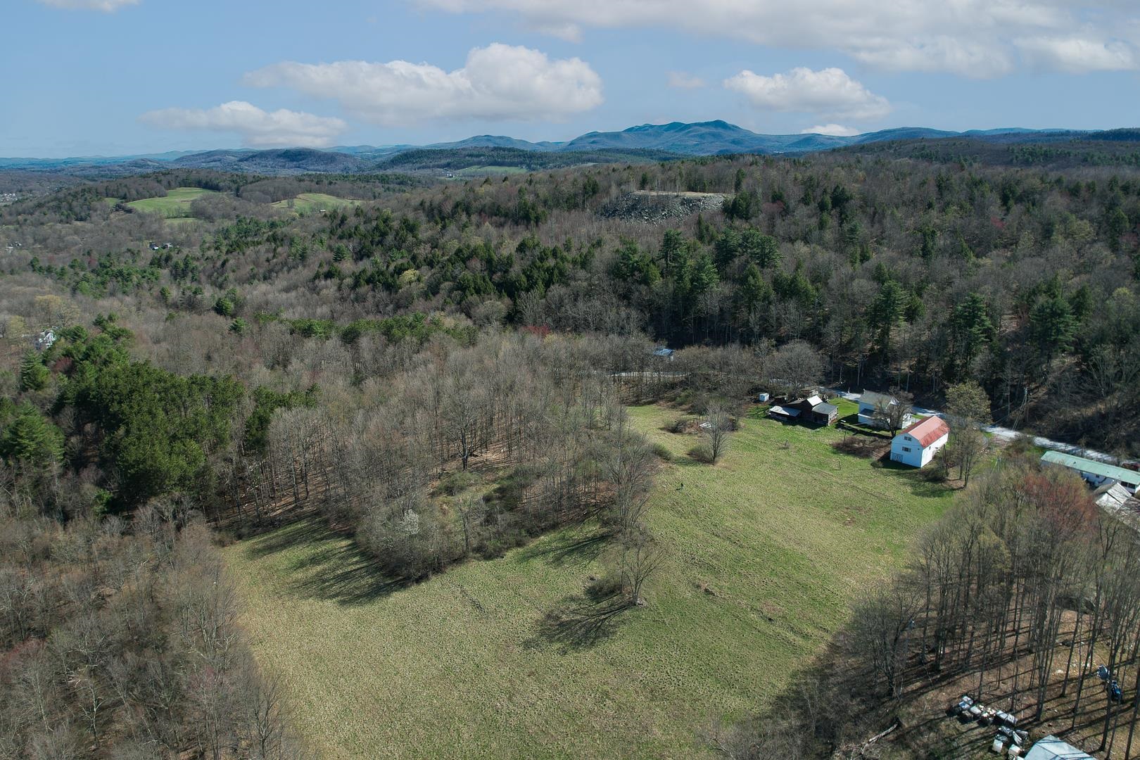416 Upper Road Poultney, VT 05764 - Photo 11 of 31