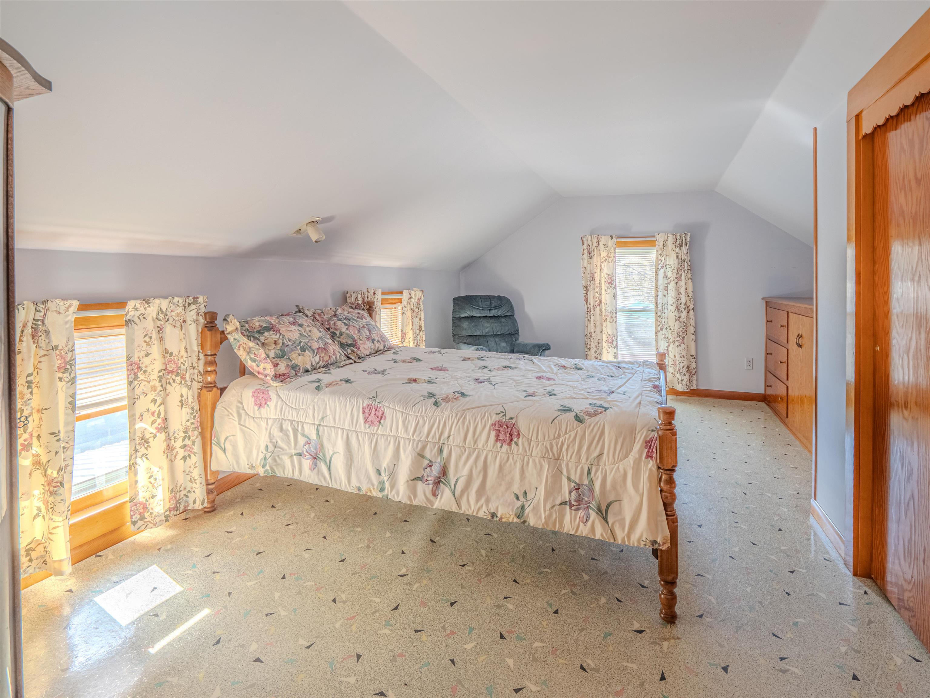 416 Upper Road Poultney, VT 05764 - Photo 22 of 31