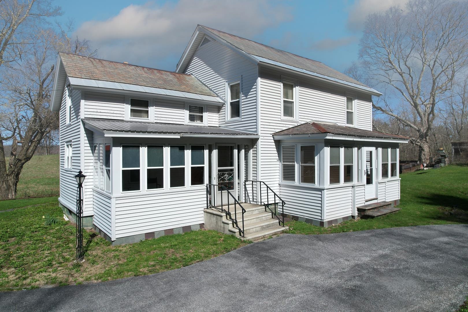 416 Upper Road Poultney, VT 05764 - Photo 3 of 31