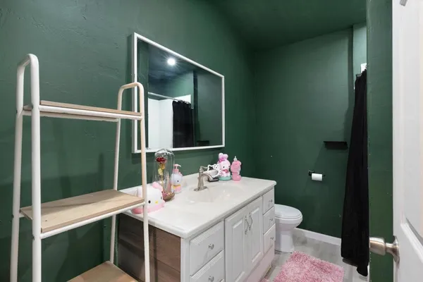 $129,000 | 999 East Division Street, Unit B27, National City, CA 91950