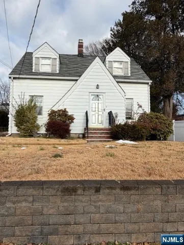$449,000 | 136 Roosevelt Avenue, Clifton, NJ 07011