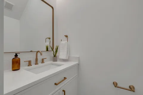 $499,000 | 2915 B Morningside Drive, Nashville, TN 37207