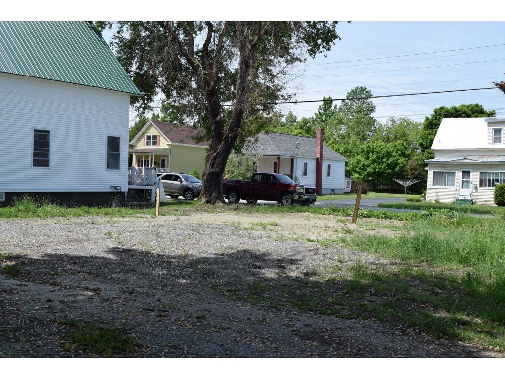 65 Walnut Street St. Albans, VT 05478 - Photo 6 of 6 Gallery Image 6